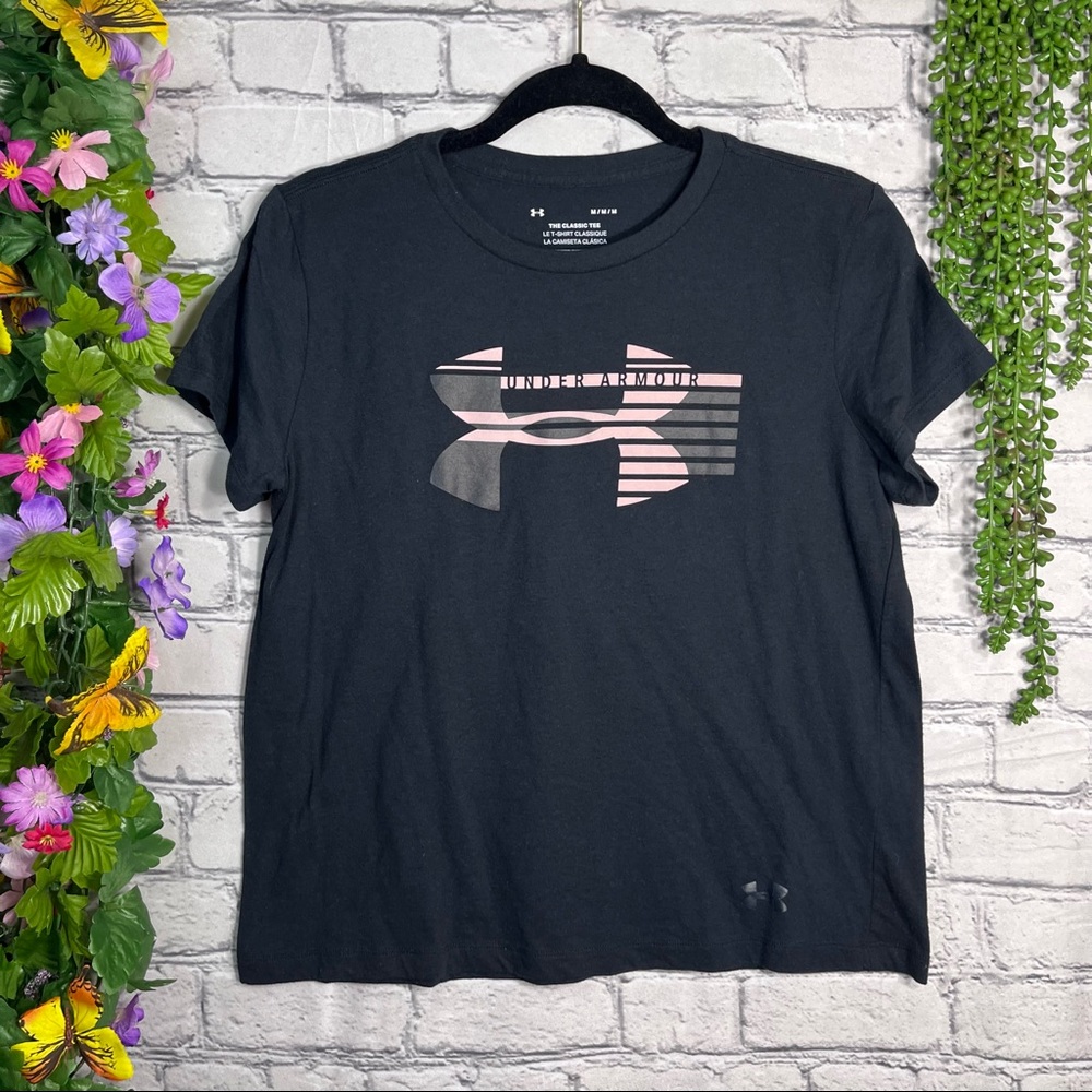 !🌼3/$30🌼Under Armour Black Logo Printed Short Sleeved Top Size M